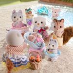 Sylvanian-Families---Familia-das-Lontras---Marinhas---Epoch-7