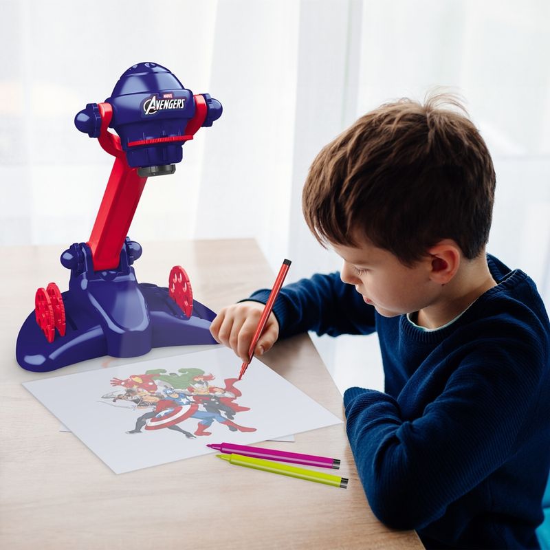 Projetor-de-Desenhos---Os-Vingadores---Multikids-2