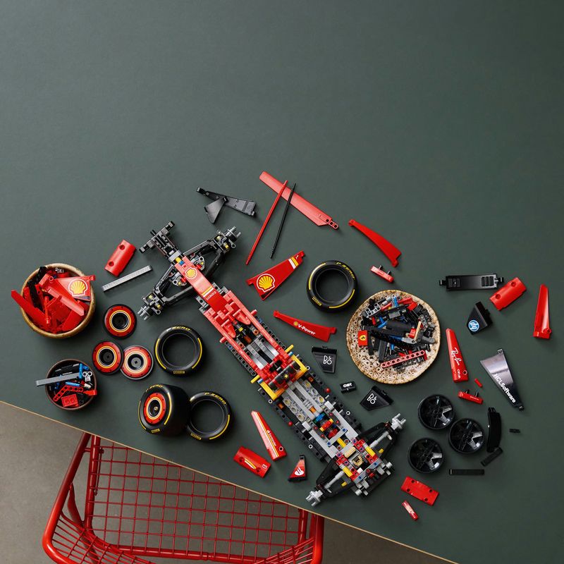 LEGO---Technic---Carro-Ferrari-SF-24-F1---42207-3