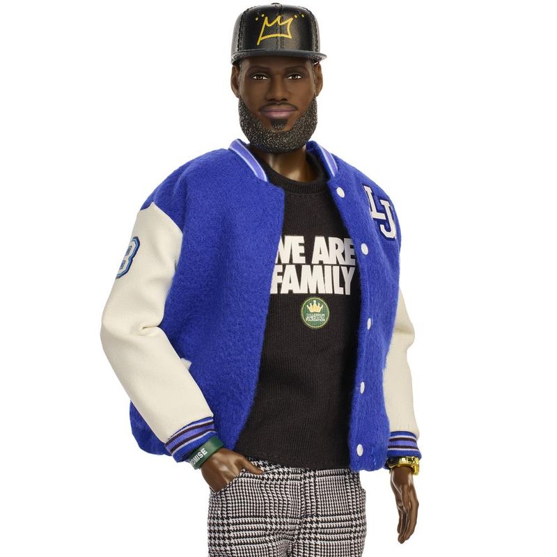Boneco---Ken-LeBron-James---Colecao-Barbie---Mattel-7