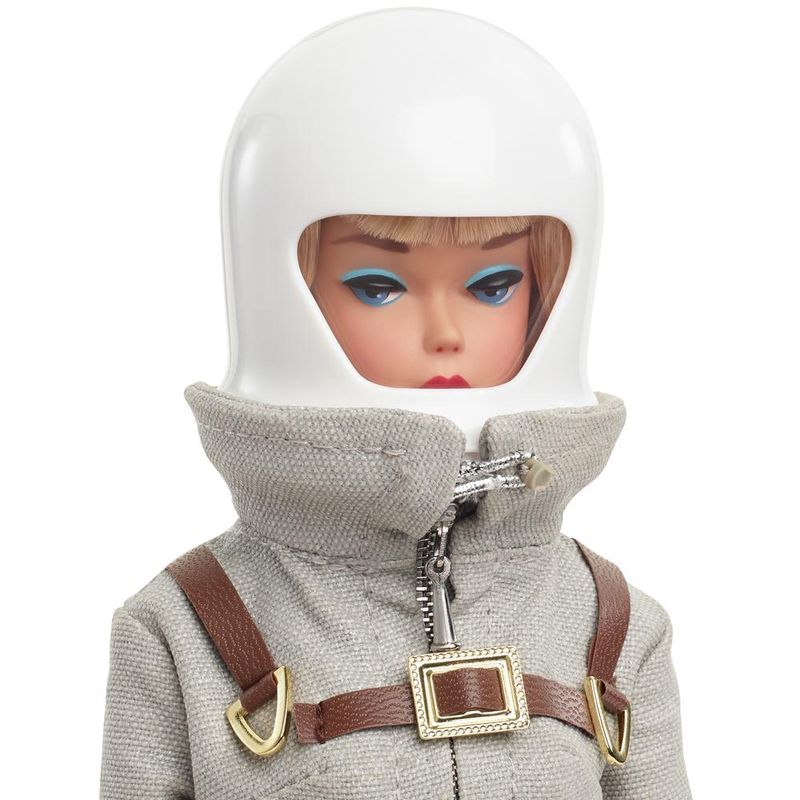 Boneca-Articulada---Barbie---Astronauta---Colecao-Aniversario-60-Anos---Mattel-5