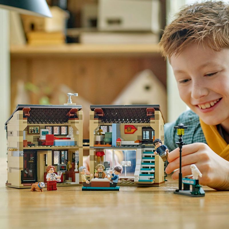 LEGO---Harry-Potter---Rua-dos-Alfeneiros--A-Visita-da-Tia-Guida---76451-5