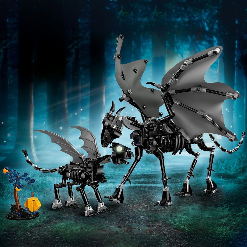 LEGO---Harry-Potter---Familia-de-Testralios---76458-12