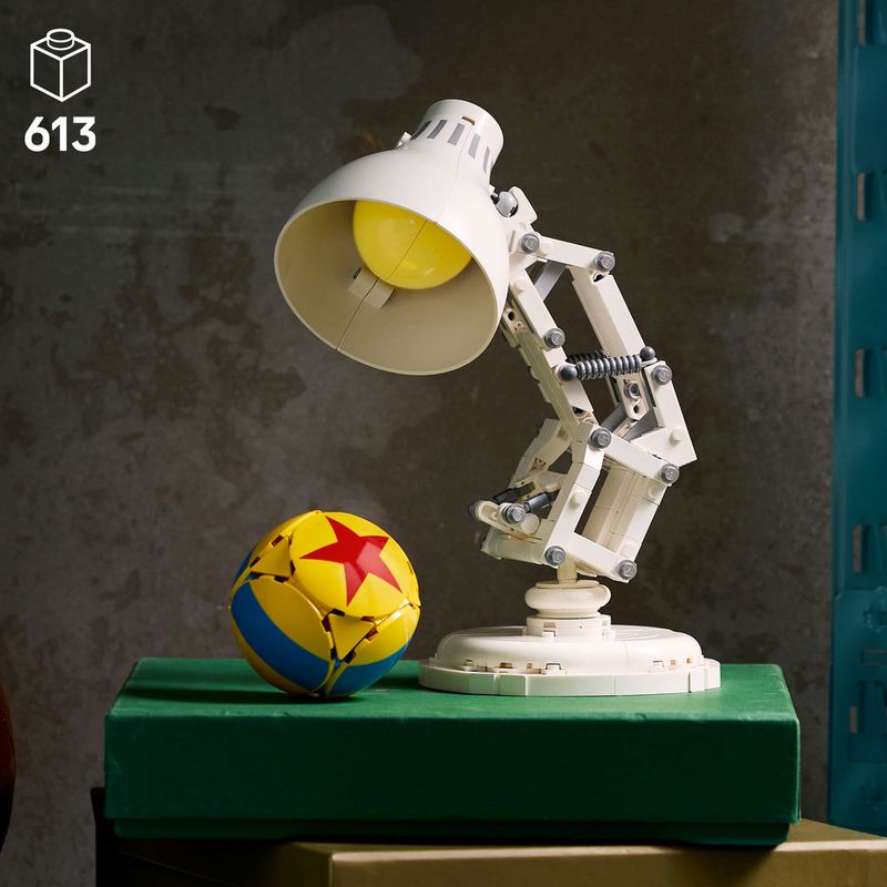 LEGO---LEGO-Ideas---Disney-Pixar-Luxo-Jr---21357-7