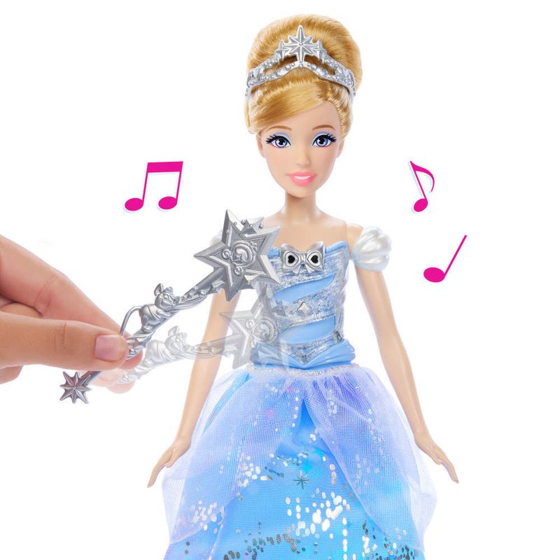 Boneca---Disney---Princesas---Cinderela---Vestido-Com-Luzes---Mattel-4