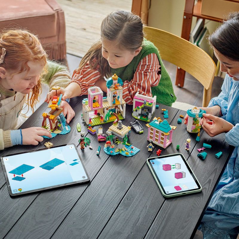 LEGO---Disney-Princess---Castelo-e-Animais-de-Estimacao-das-Princesas---43267-3