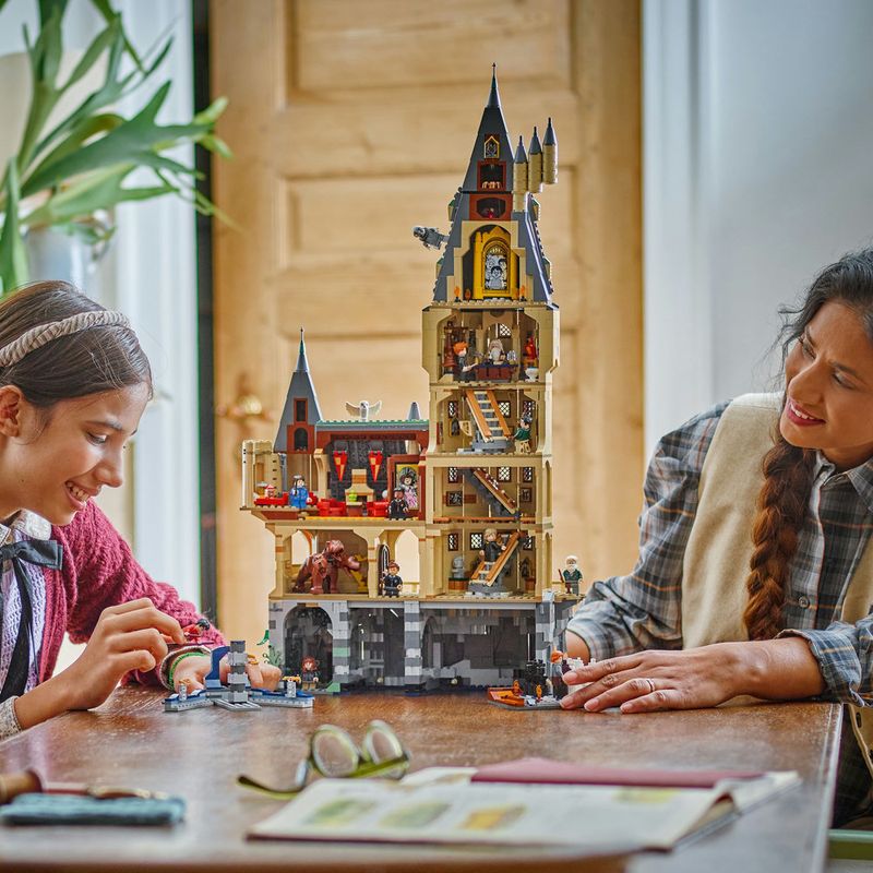 LEGO---Harry-Potter---O-Castelo-de-Hogwarts--A-Torre-Central---76454-5