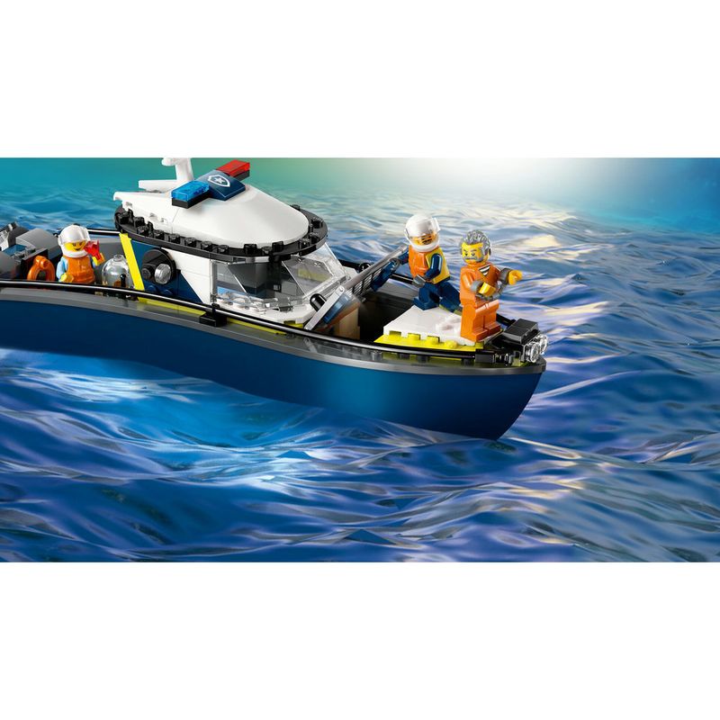 LEGO---City-Police---Perseguicao-Com-Barco-Da-Policia---60456-15