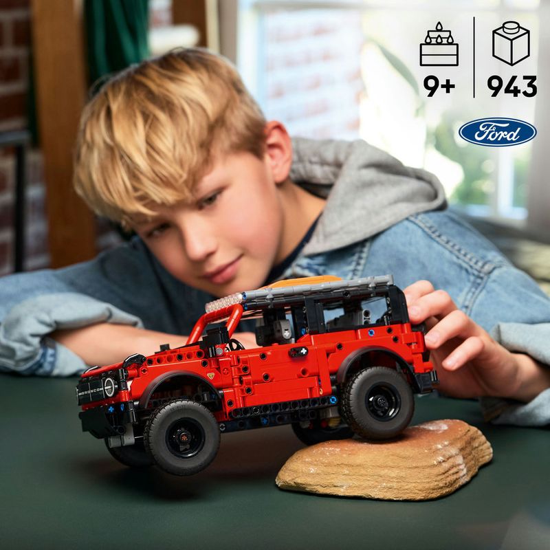 LEGO---Technic---SUV-Ford-Bronco---42213-8