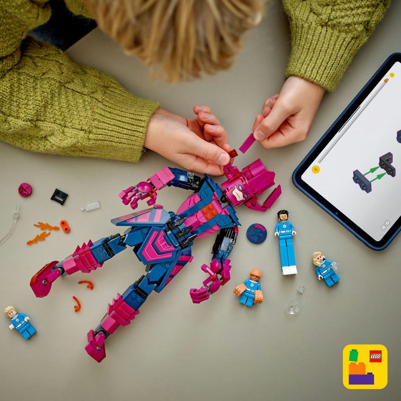LEGO---Super-Heroes-Marvel---Quarteto-Fantastico-vs-Figura-de-Construcao-de-Galactus---76316-7