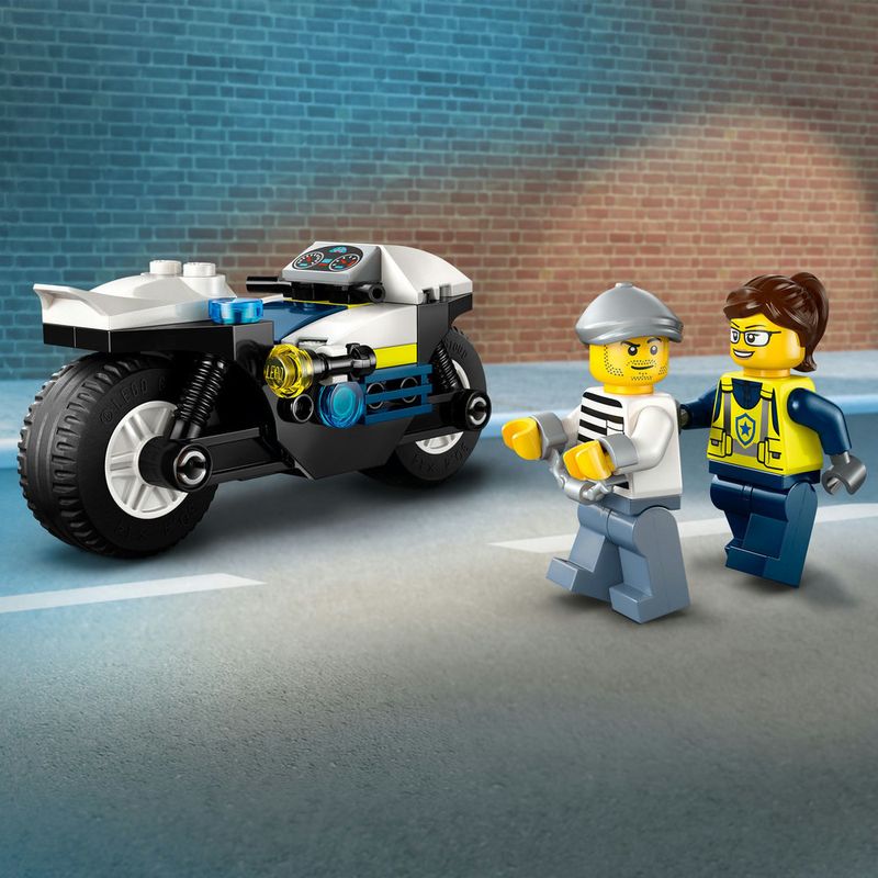 LEGO---City-Police---Perseguicao-Com-Motocicleta-Da-Policia---60455-14