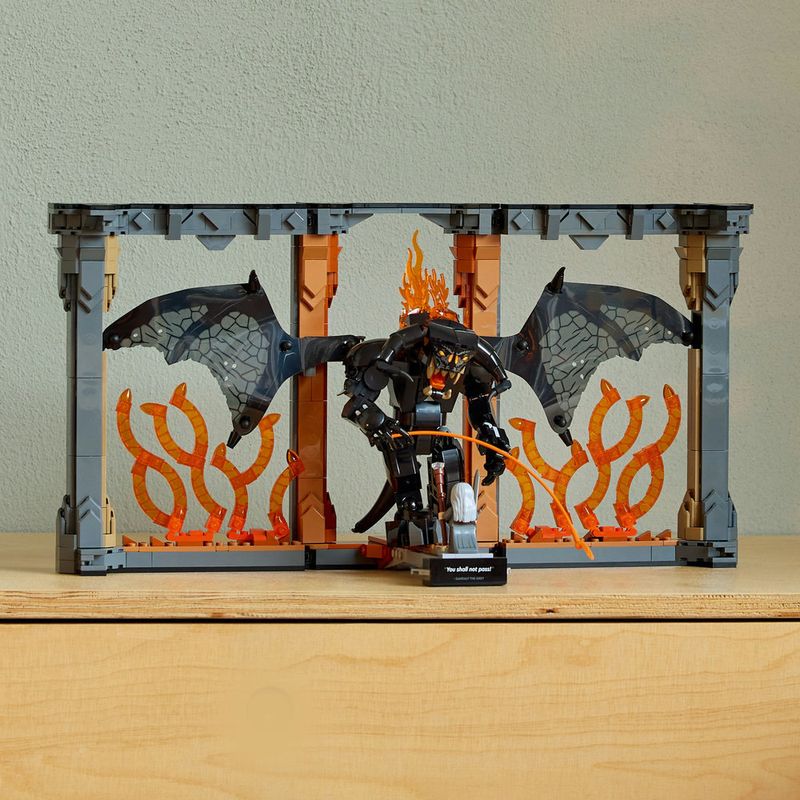 LEGO---Icons---O-Senhor-Dos-Aneis--Aparador-De-Livros-Do-Balrog---10367-11