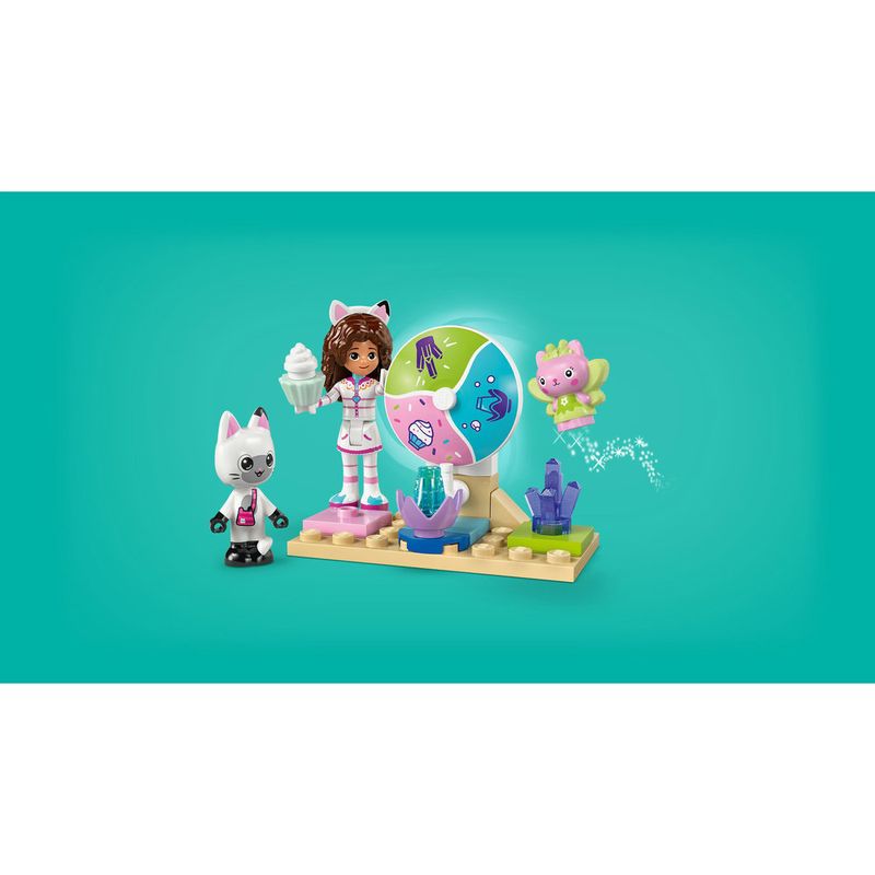 LEGO---Gabby-S-Dollhouse---Montanha-Dos-Doces-E-Jardim-Dos-Gatinhos---11205-10