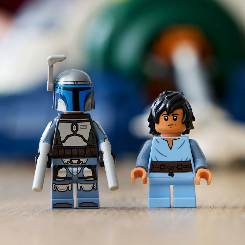 LEGO---Star-Wars---Nave-Estelar-Classe-Firespray-De-Jango-Fett---75409-10