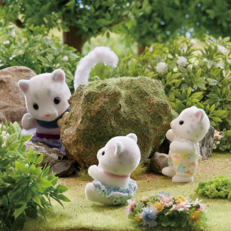 Sylvanian-Families---Conjunto-Familia-Dos-Leopardos----Da-Neve---Epoch-6