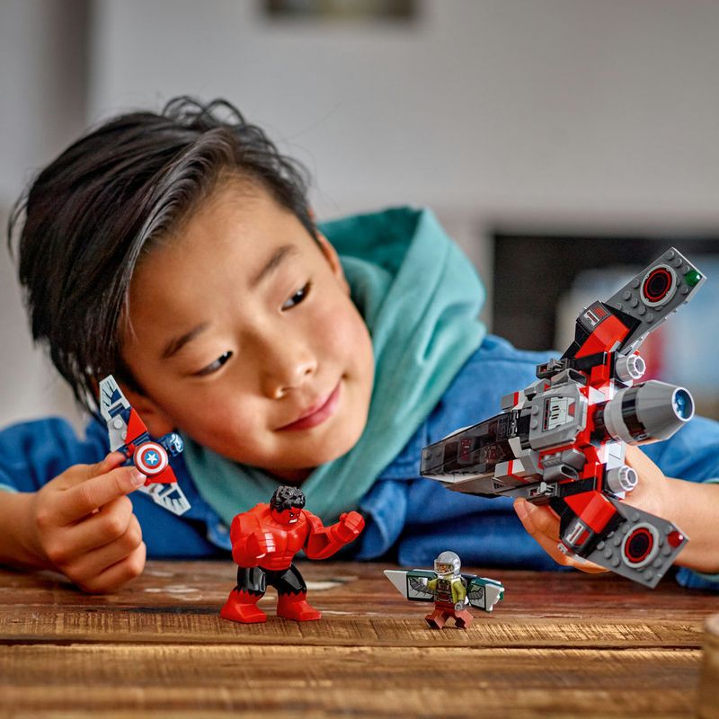LEGO---Super-Heroes-Marvel---Batalha-do-Capitao-America-vs-Hulk-Vermelho---76292-5