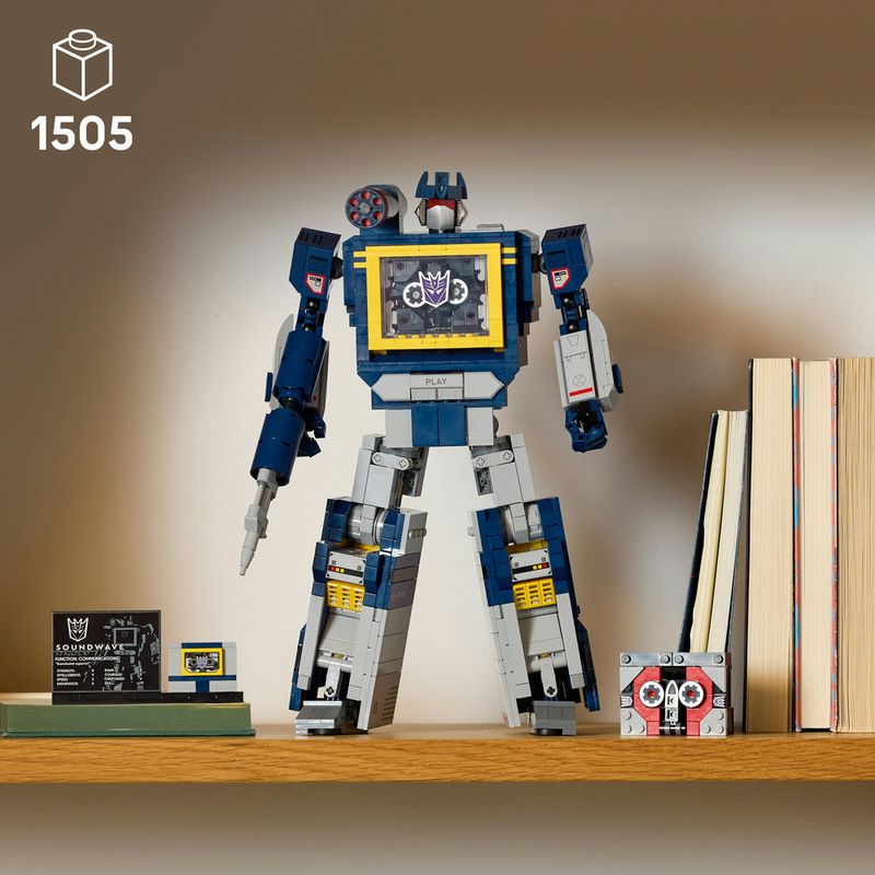 LEGO---Icons---Transformers--Soundwave---10358-8