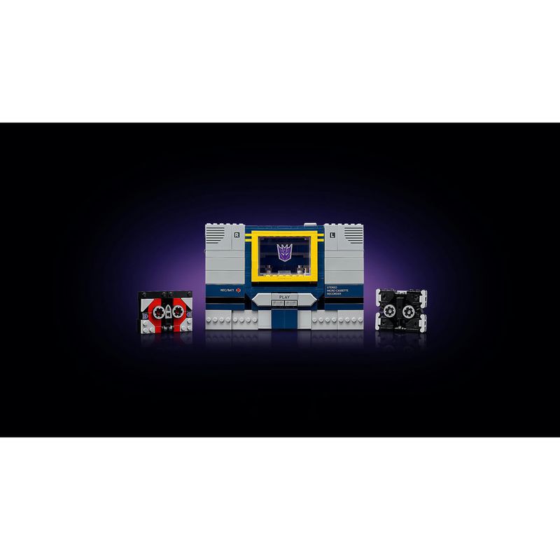 LEGO---Icons---Transformers--Soundwave---10358-14